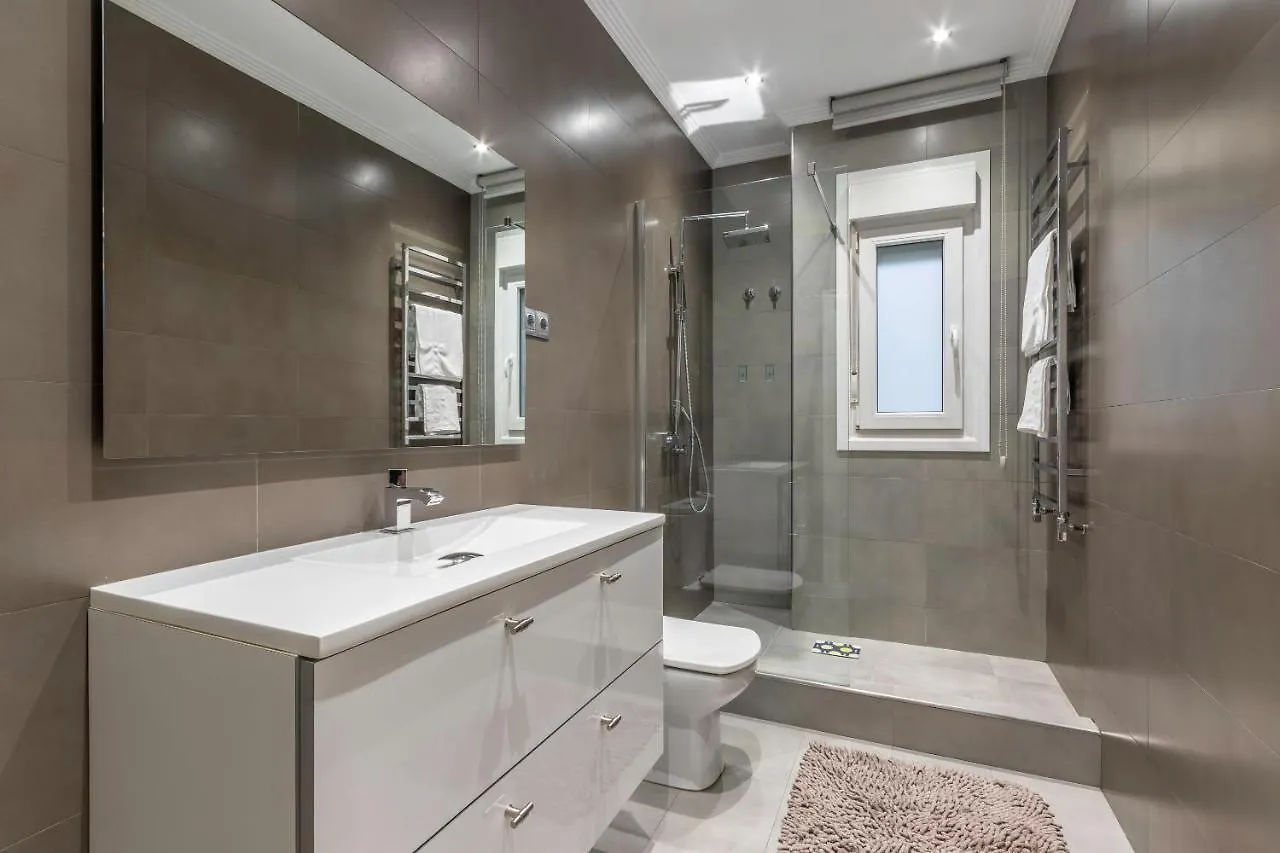 Apartment Ferienwohnung Piso De Diseno Junto Al Casco Viejo Bilbao